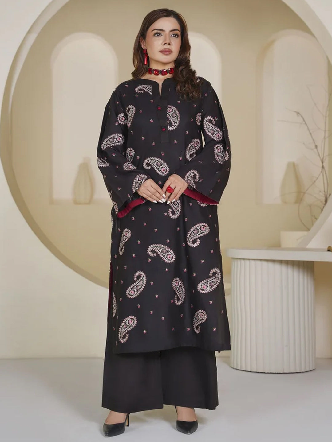 2 Piece - Embroided Lawn Suit