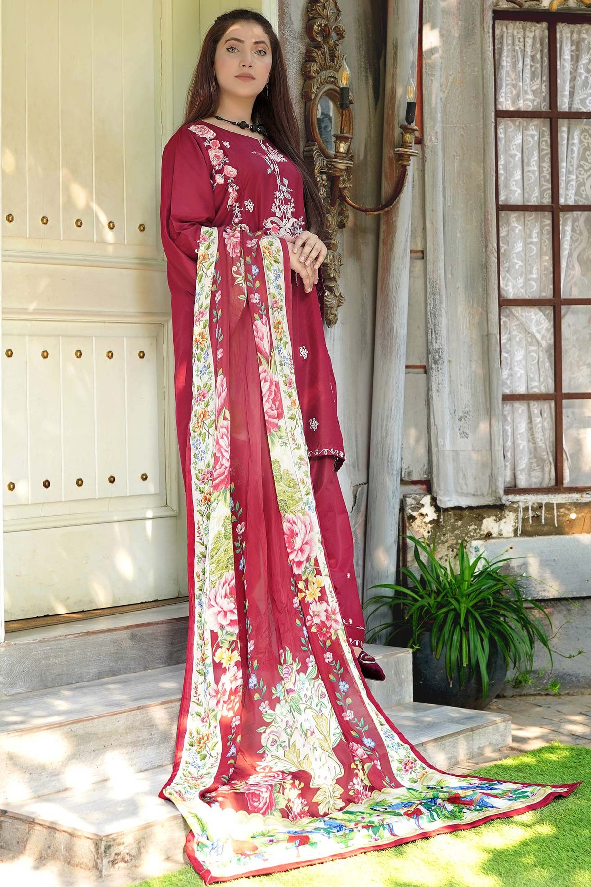 3 Piece Embroidered Lawn Suit