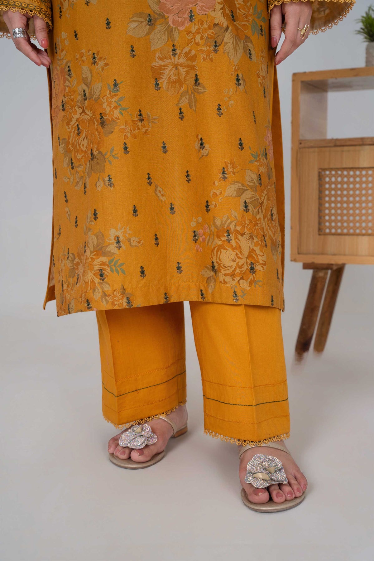 3 Piece - Embroided Lawn Suit