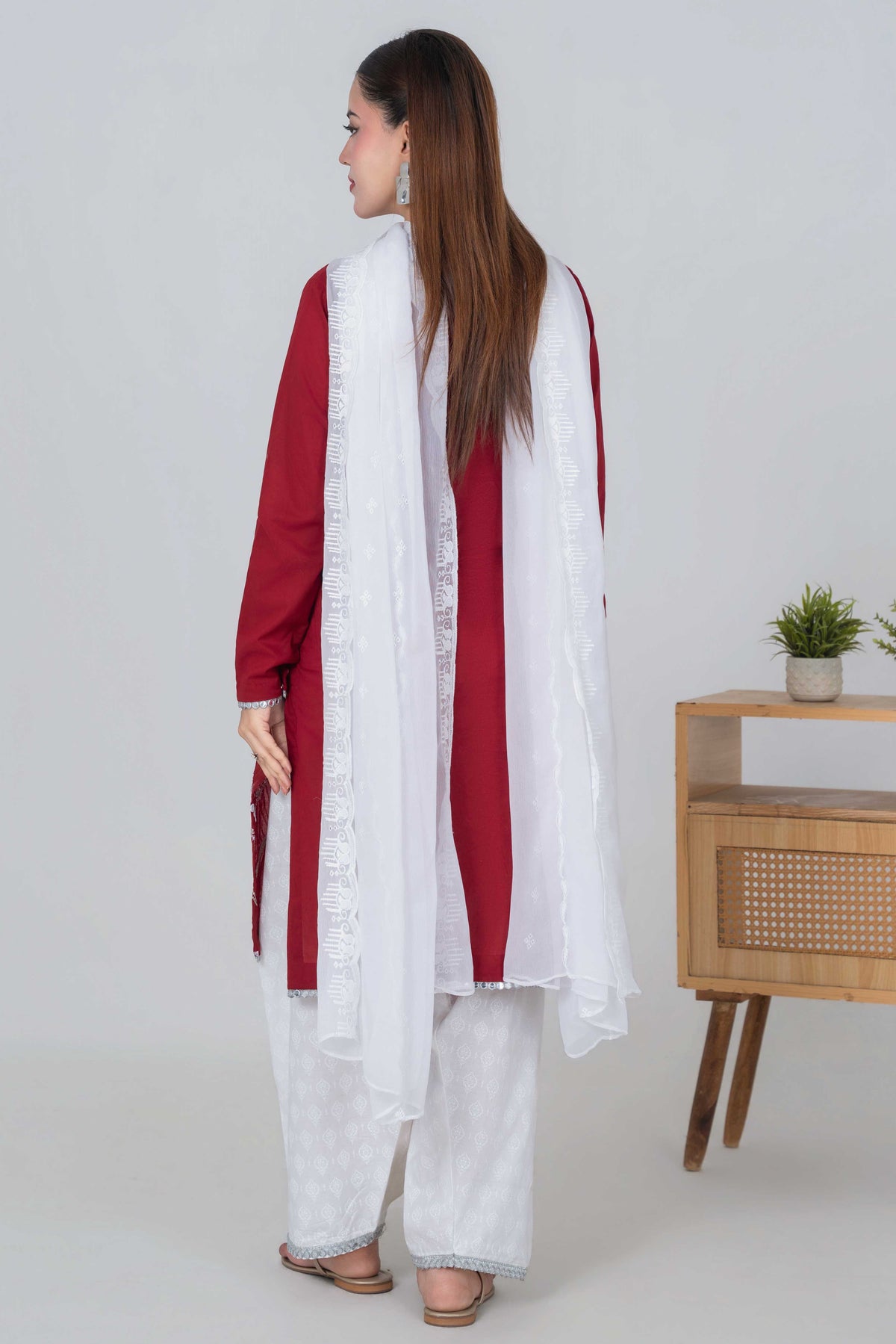 3 Piece - Embroided Lawn Suit