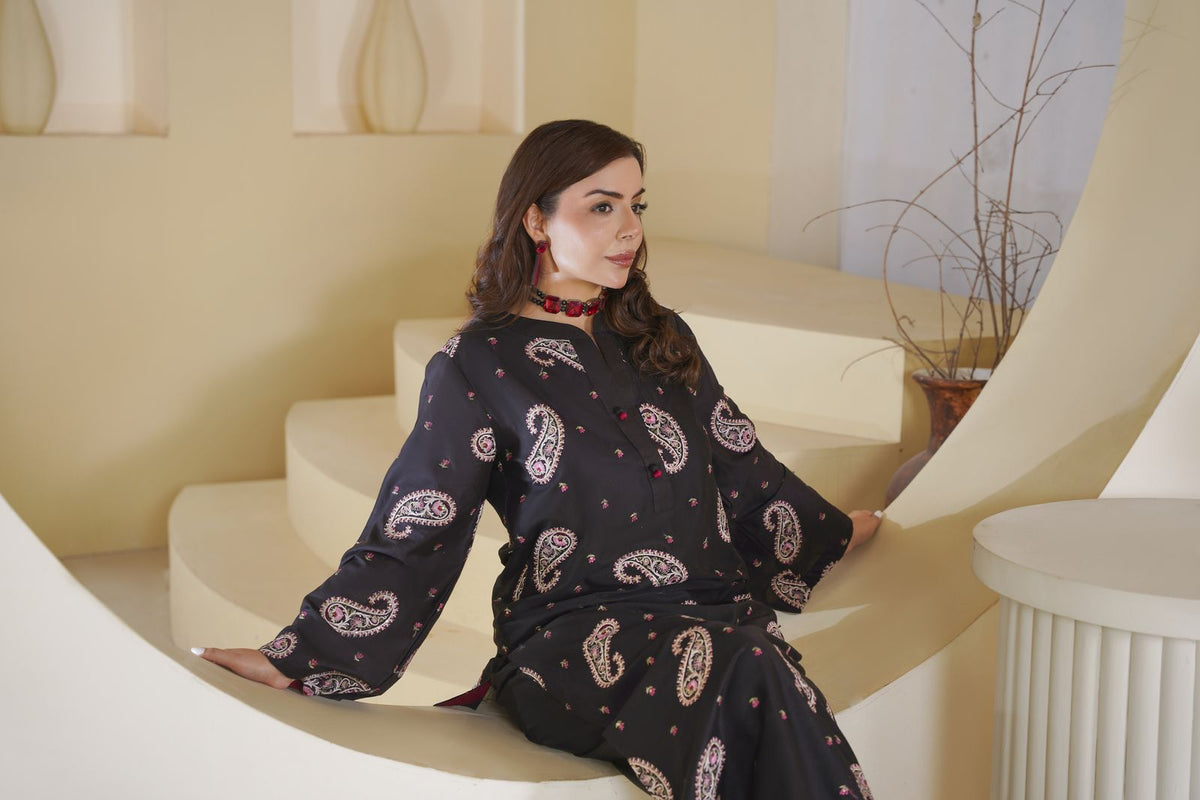 2 Piece - Embroided Lawn Suit