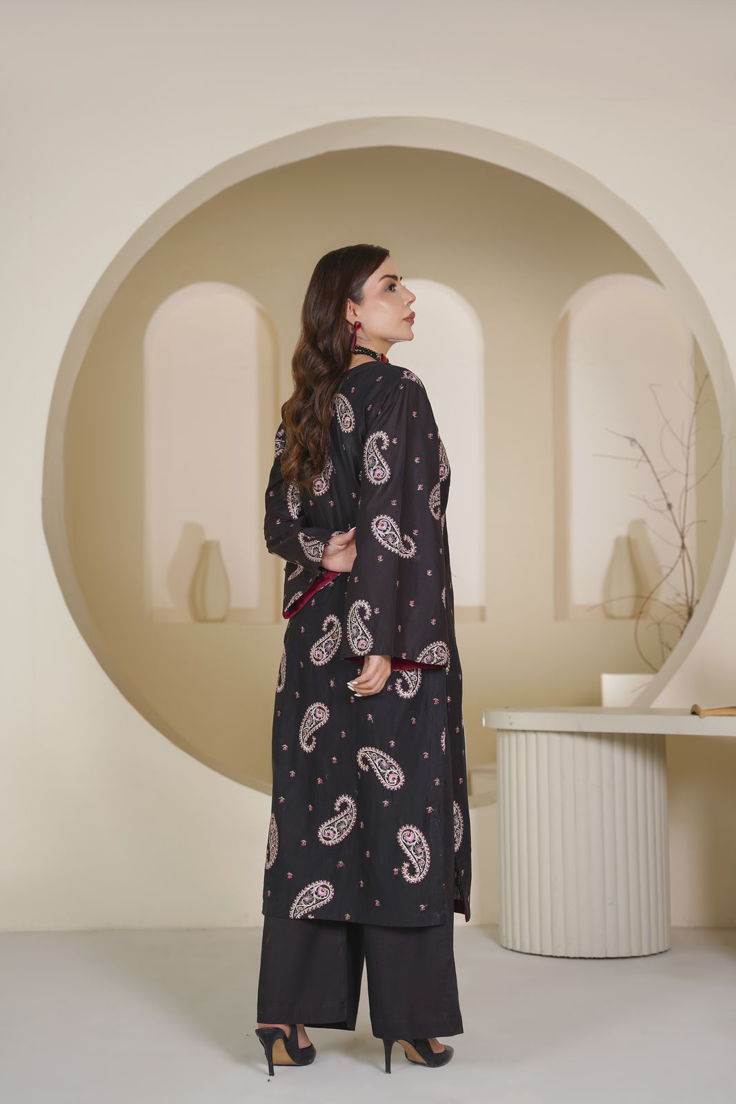 2 Piece - Embroided Lawn Suit