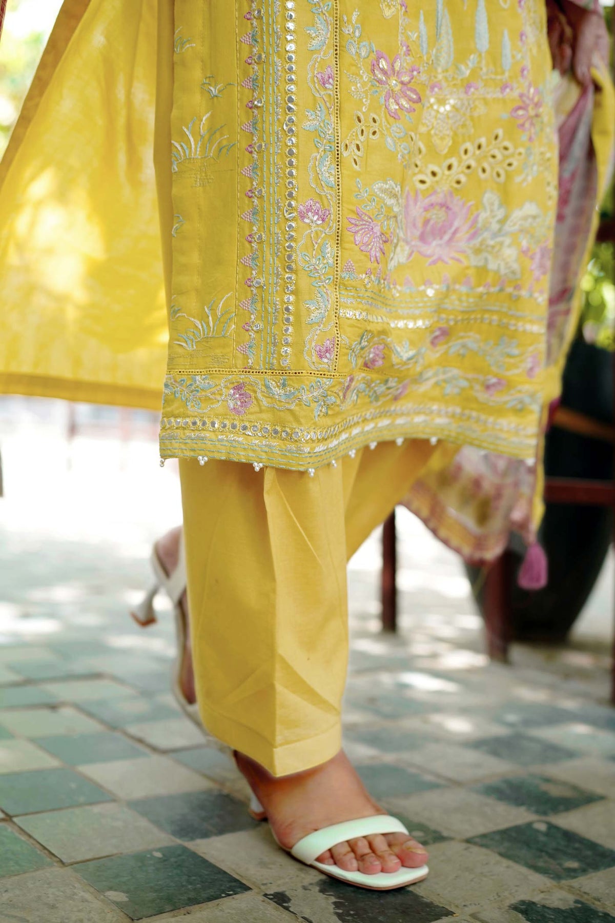3 Piece - Embroided Lawn Suit