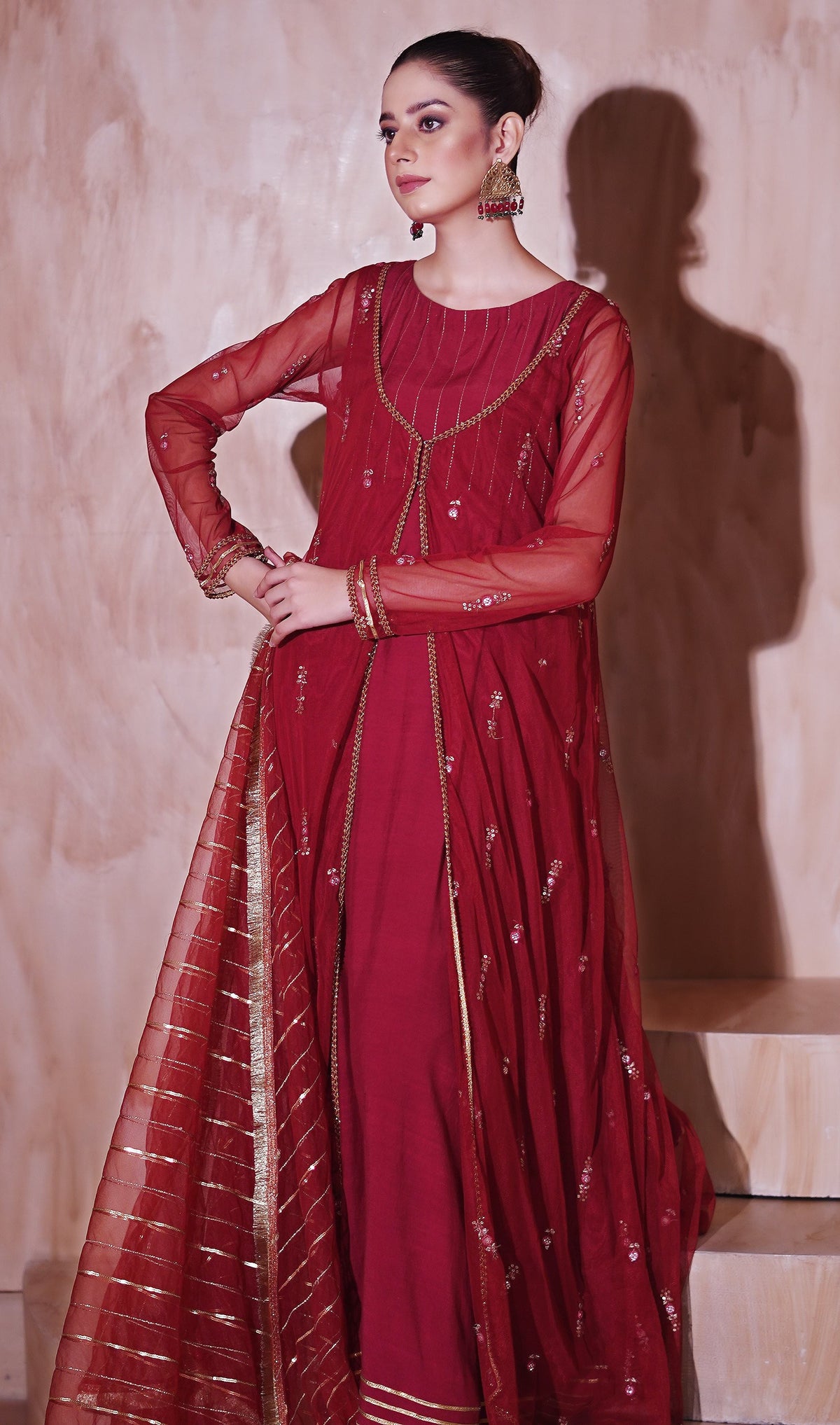 AY397 - Crimson Crown 3Pc